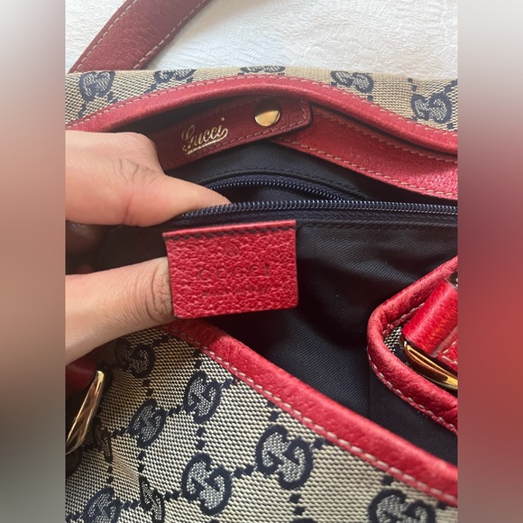 Gucci Red Leather Trim Monogram Bag - Picture 5 of 12